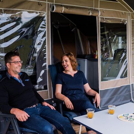 Nice Tent Lodge On A Campsite, Bordering The Forest, Luxembourg At 27 Km Medernach Extérieur photo